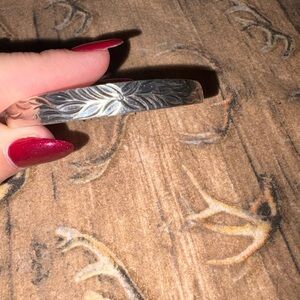 Elegant Silver Floral Bangle Bracelet